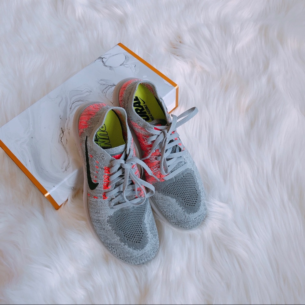 Nike Free RN Flyknit - Picture 7 of 7